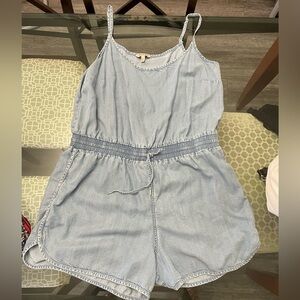 Juicy couture, Jean romper size XL